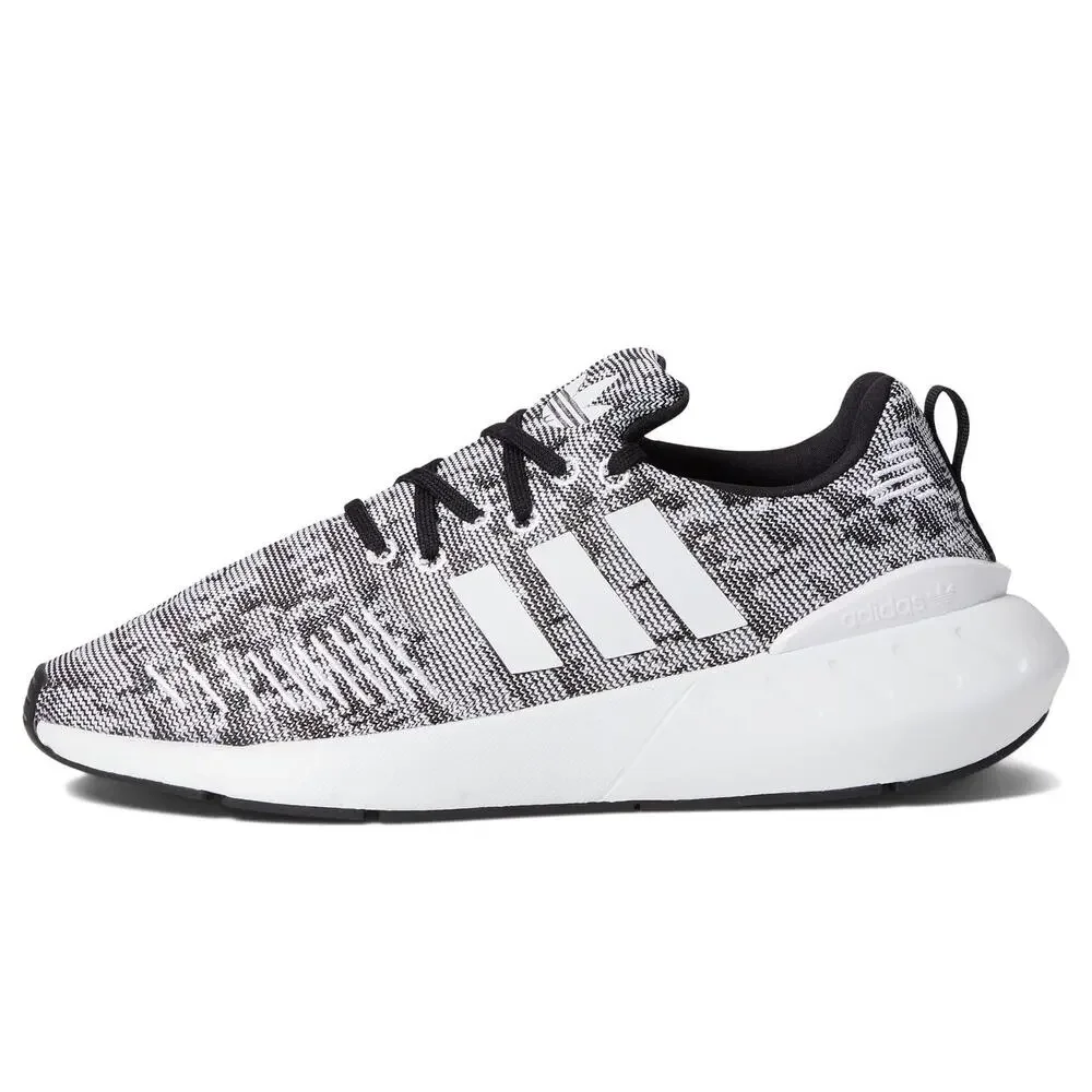ADIDAS ORIGINALS SWIFT RUN 22 (BIG KID) WHITE/BLACK/WHITE 6.5 BIG KID M
